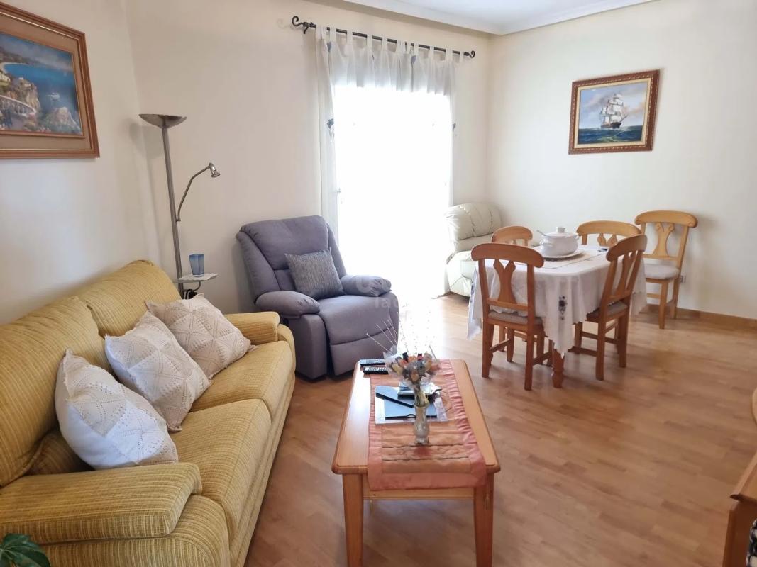 Продажа квартиры на Albatera, Албате́ра
photo 1