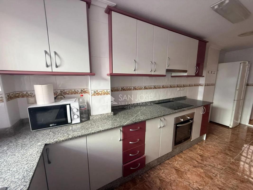 Продажа квартиры на Albatera, Албате́ра
photo 1