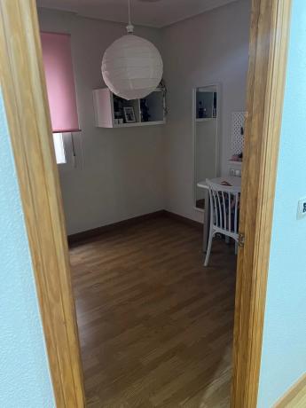 Квартира на продажу на  Calle de Doctor Angel Diez Gascon, 30, Албате́ра photo 1