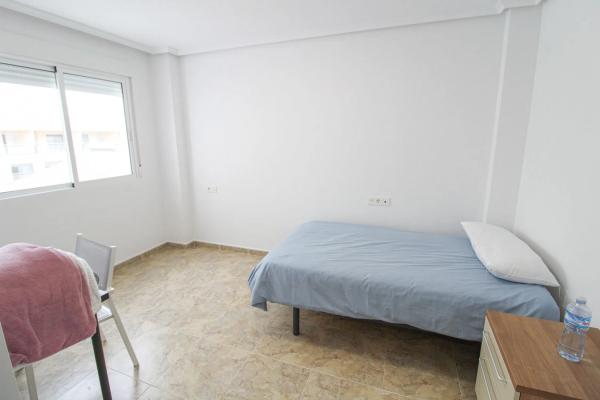 Piso en venta en Calle la Granada, 25, Albatera
thumbnail 1