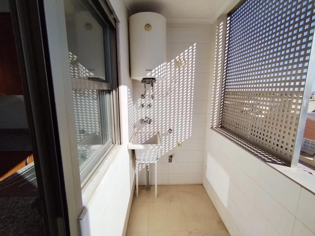 Продажа квартиры на Calle Doctor Gregorio Marañón, Албате́ра
 photo 5