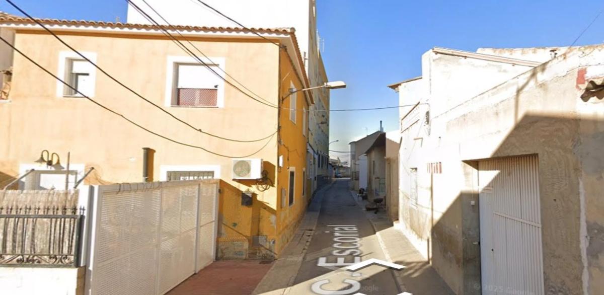 Sale of apartment in CL ESCORIAL, Almoradí
photo 1
