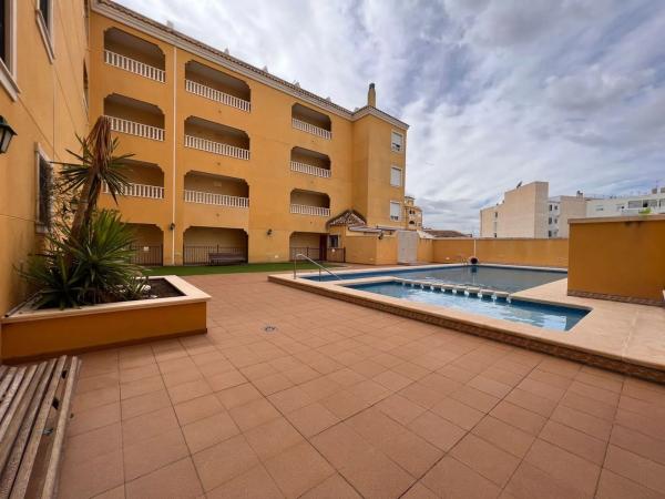 Apartment for sale in Calle Jacinto Benavente, Almoradí photo 1