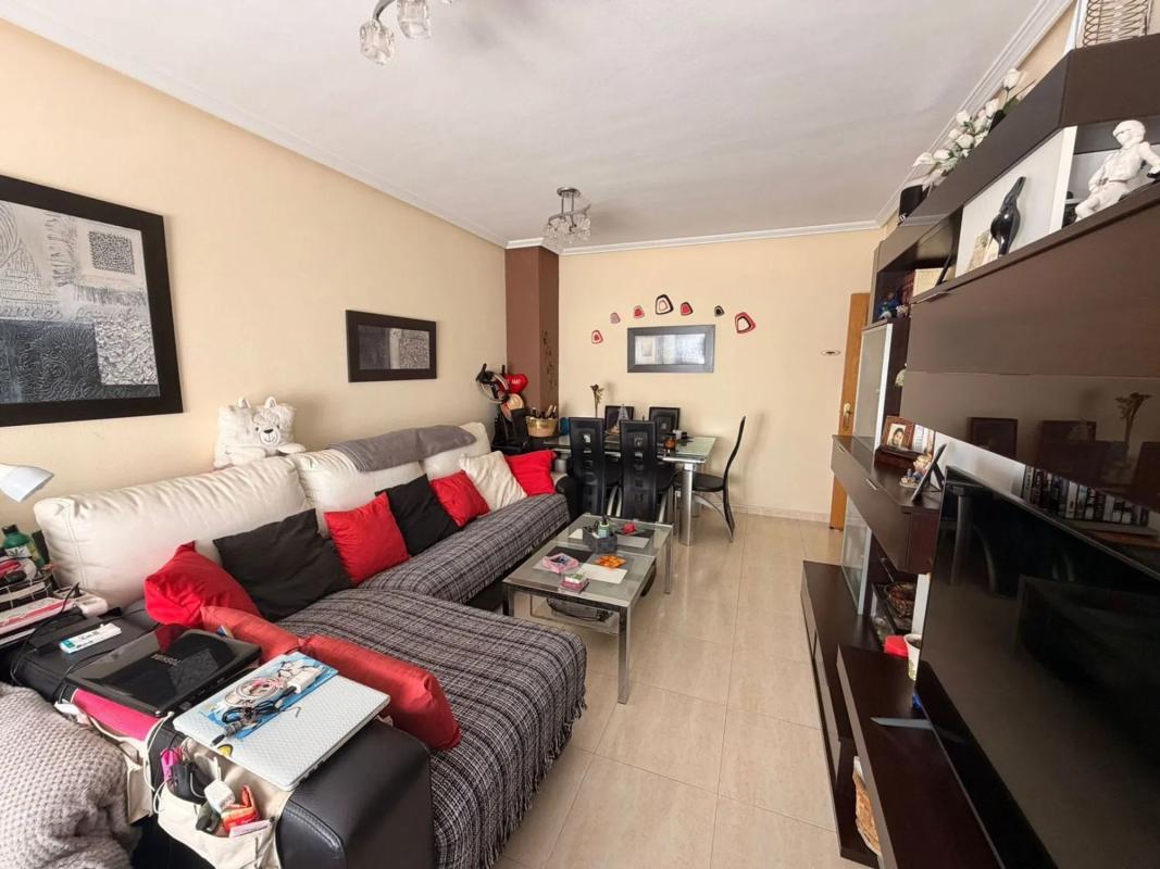 Sale of apartment in Calle Jacinto Benavente, Almoradí
 photo 5