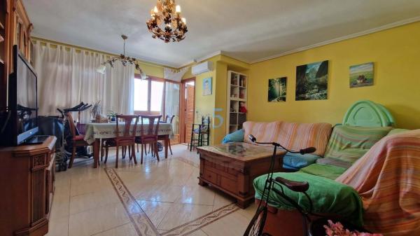 Apartment for sale in Almoradí, Almoradí thumbnail 1