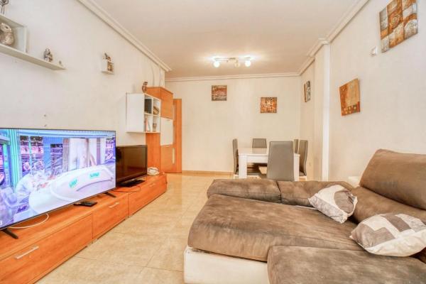 Apartment for sale in Calle Cuba, Almoradí thumbnail 2