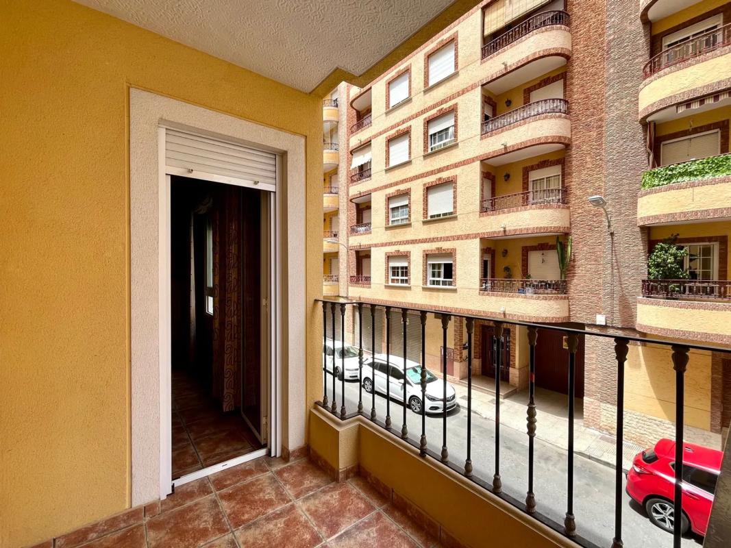 Sale of apartment in Calle los Lirios, 42, Almoradí
 photo 2