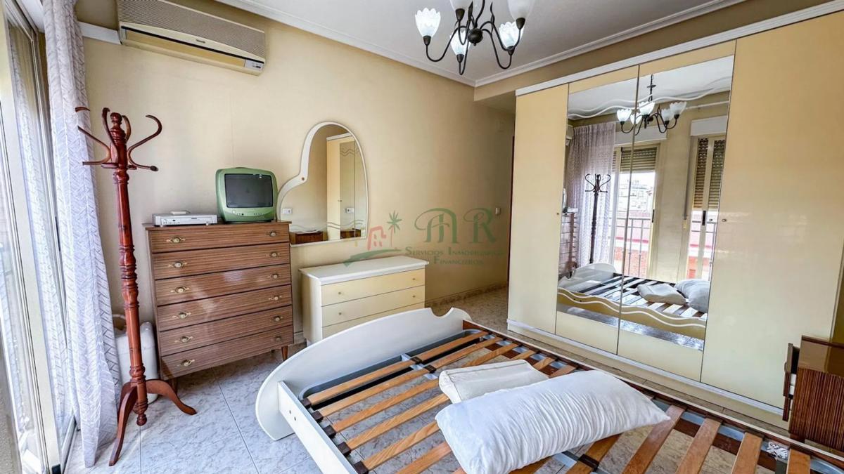 Sale of apartment in Calle Mayor, Almoradí
photo 2