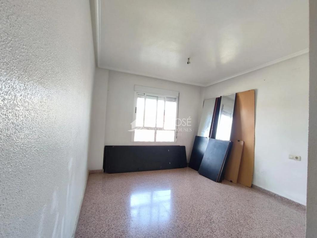 Sale of apartment in Piso en Catral, Catral
photo 3