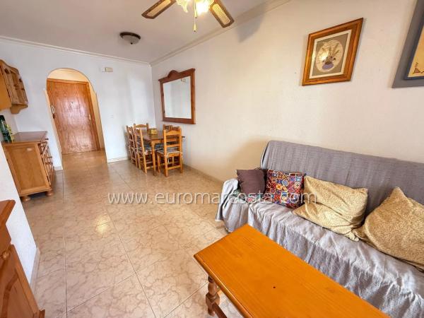 Piso en venta en Avenida de Cervantes, Guardamar del Segura
 photo 2