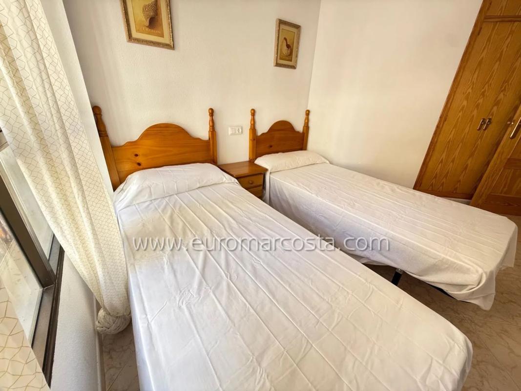Venta de piso en Avenida de Cervantes, Guardamar del Segura
 photo 3