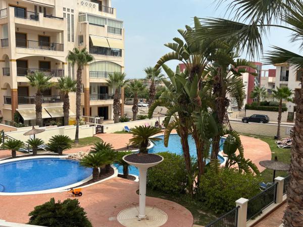Apartment for sale in  Calle Carcaixent, 16, Guardamar del Segura photo 3
