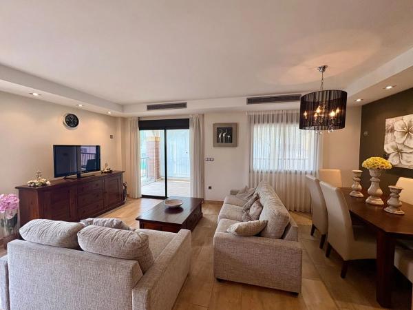 Apartment for sale in  Calle Carcaixent, 16, Guardamar del Segura photo 4