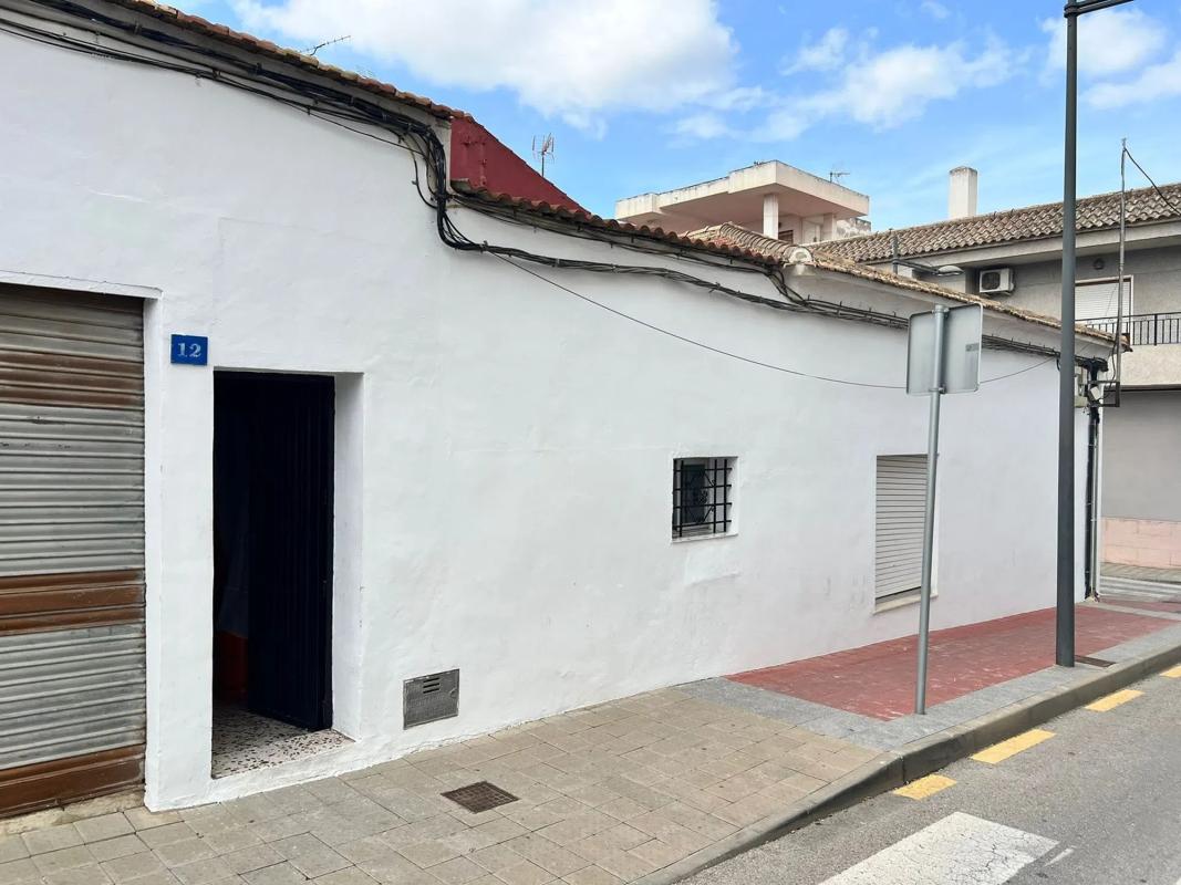 Properties for sale and rent in Spain photo 5