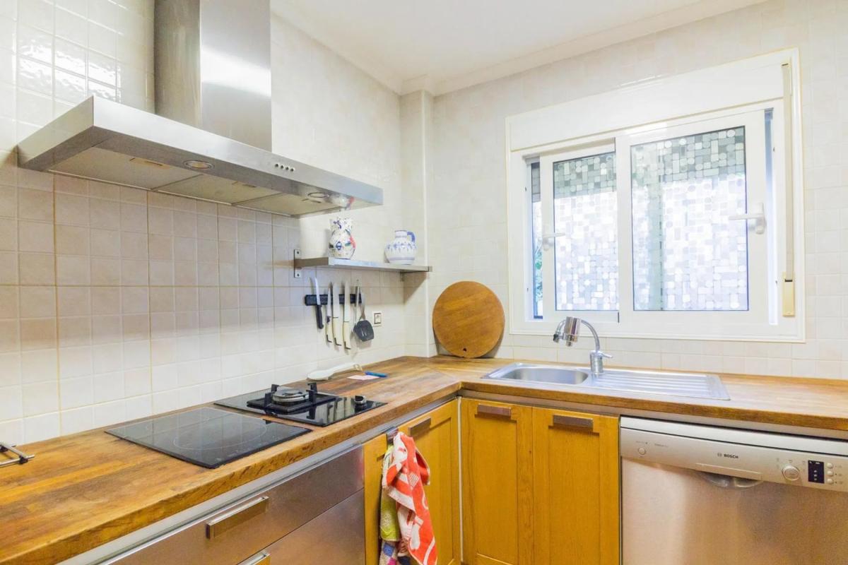 Properties for sale and rent in Spain photo 4