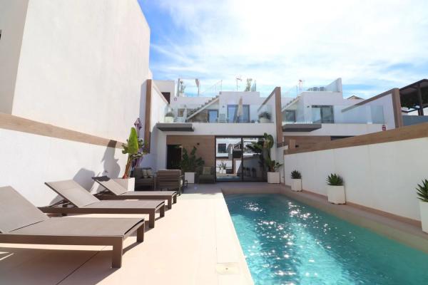 Chalet adosado photo 1