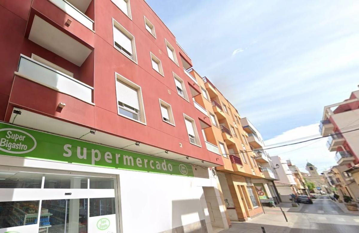 Venta de piso en Calle Mayor, Bigastro
photo 1