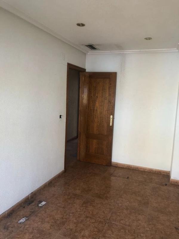 Propiedades en venta y alquiler en España photo 5