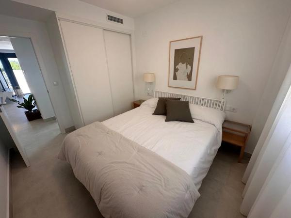 Chalet adosado en plaza Sector s 9, 59 photo 1