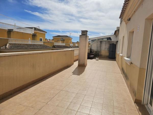 Chalet independiente en venta en Calle Alicante, 26, Formentera del Segura
photo 1
