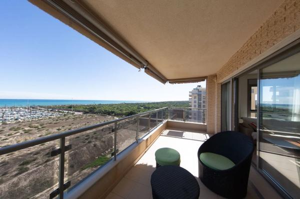 Piso en venta en Puerto Deportivo, Guardamar del Segura
photo 1