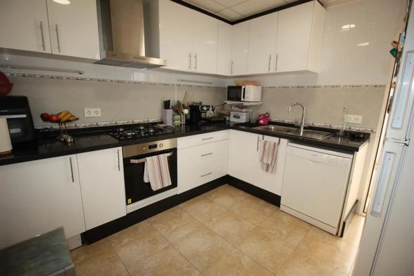 Penthouse for sale at Calle Azorín, Guardamar del Segura photo 1
