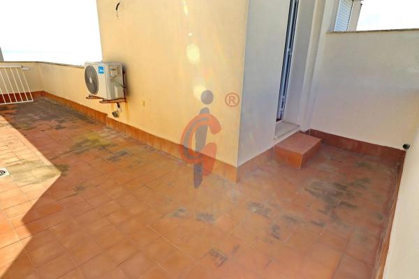 Ático en venta en  Calle Basilio Paredes, 15, Guardamar del Segura photo 2