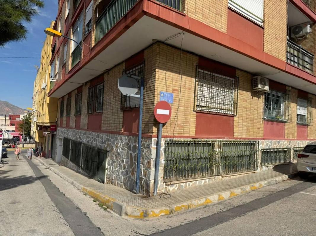 Venta de piso en Plaza Nueva Hur, Orihuela
photo 1