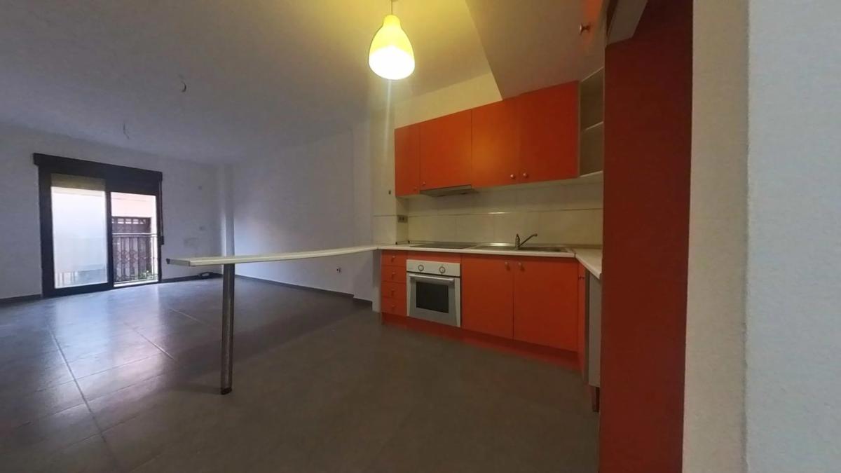 Venta de piso en Calle Cedaceros, Orihuela
 photo 2