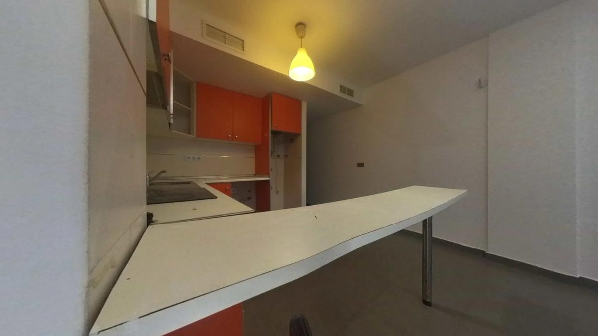 Venta de piso en Calle Cedaceros, Orihuela
 photo 3