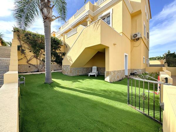 Duplex en venta en Calle del Ancla, 2, Orihuela thumbnail 1