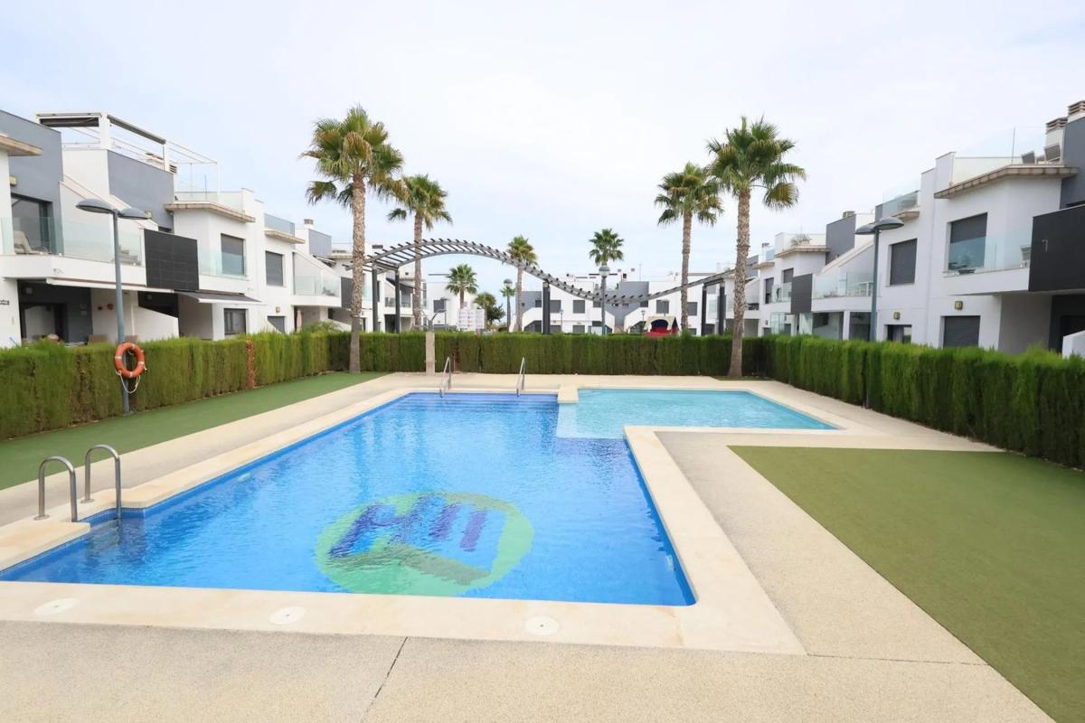 Продажа квартиры на Zona Pueblo, Пилар де ла Орадада
photo 2