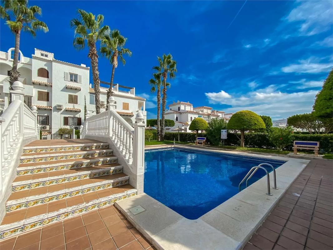 Sale of apartment in Calle Elche, Rojales
photo 3