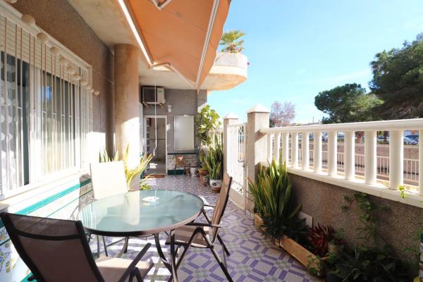Chalet independiente en venta en Calle Joaquín González, 36, Rojales
photo 1