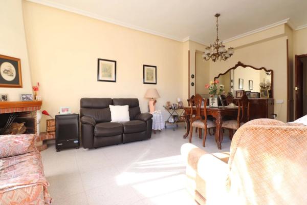 Chalet independiente en venta en Calle Joaquín González, 36, Rojales
 photo 4
