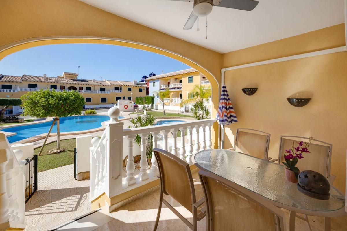 Sale of apartment in Calle Pamplona N2, 33, Rojales
 photo 4