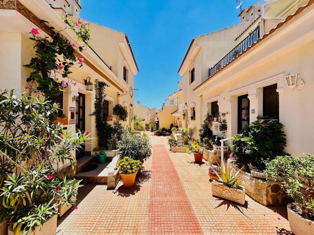 Продажа квартиры на Calle Costa Azahar s/n, Рохалес
photo 3
