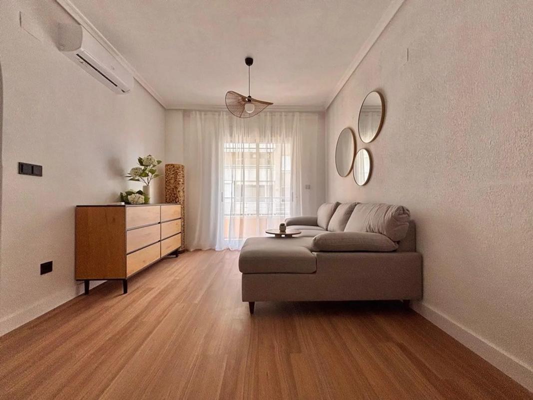 Venta de piso en Calle Villa Madrid, Torrevieja
photo 4
