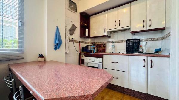 Piso en venta en Barrio La Veleta, Torrevieja
 photo 2