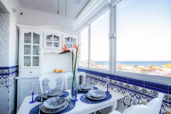 Apartment for sale in  Barrio La Siesta - El Salado - Torreta, Torrevieja photo 2
