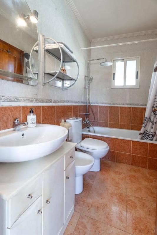 Properties for sale and rent in Spain photo 5