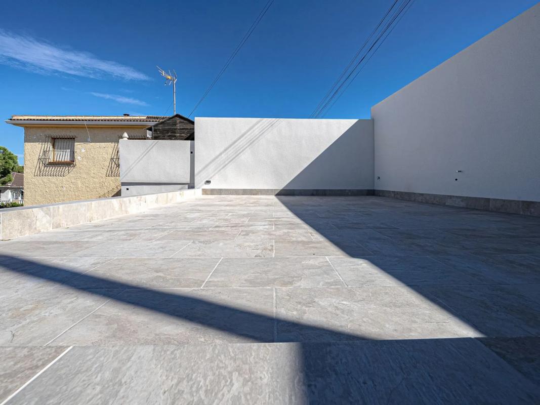 Obra nueva Chalet pareado en Torrevieja (Revista) photo 2