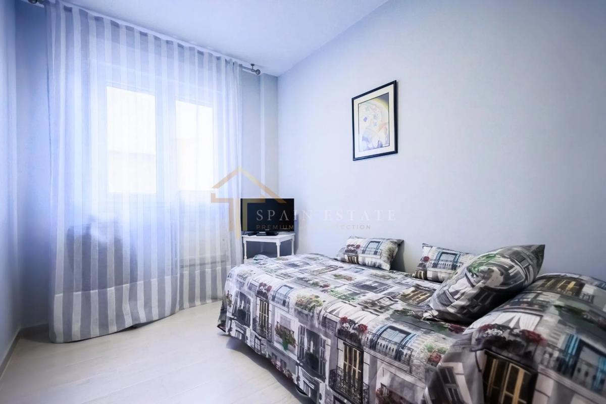Venta de piso en Calle Navegantes, 4, Torrevieja
photo 1