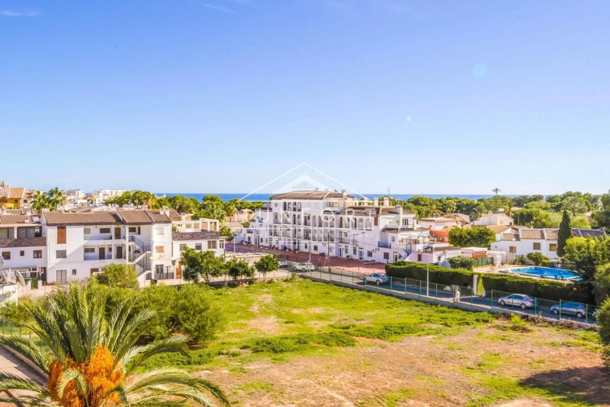 Sale of apartment in punta prima, Torrevieja
photo 1