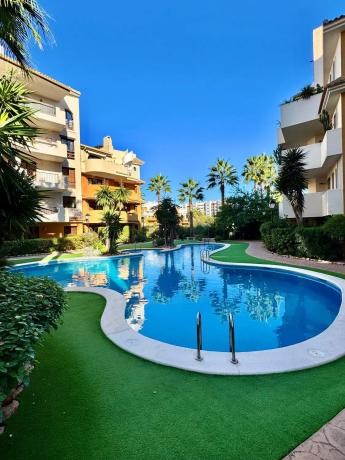 Apartment for sale in  Calle Mar Gruesa, 7, Torrevieja photo 4