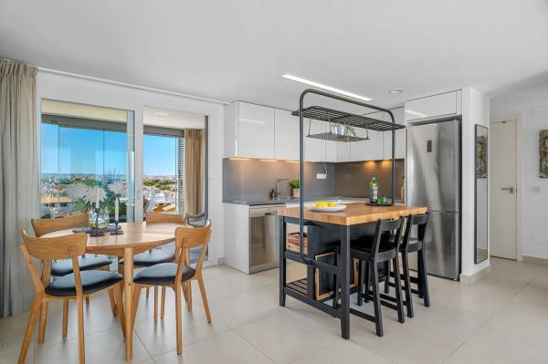Apartment for sale in  Calle del Tornado, 1, Torrevieja photo 4