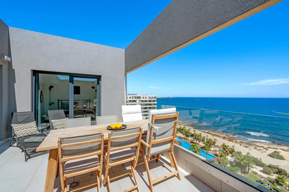 Sale of apartment in Calle del Tornado, 1, Torrevieja
 photo 5