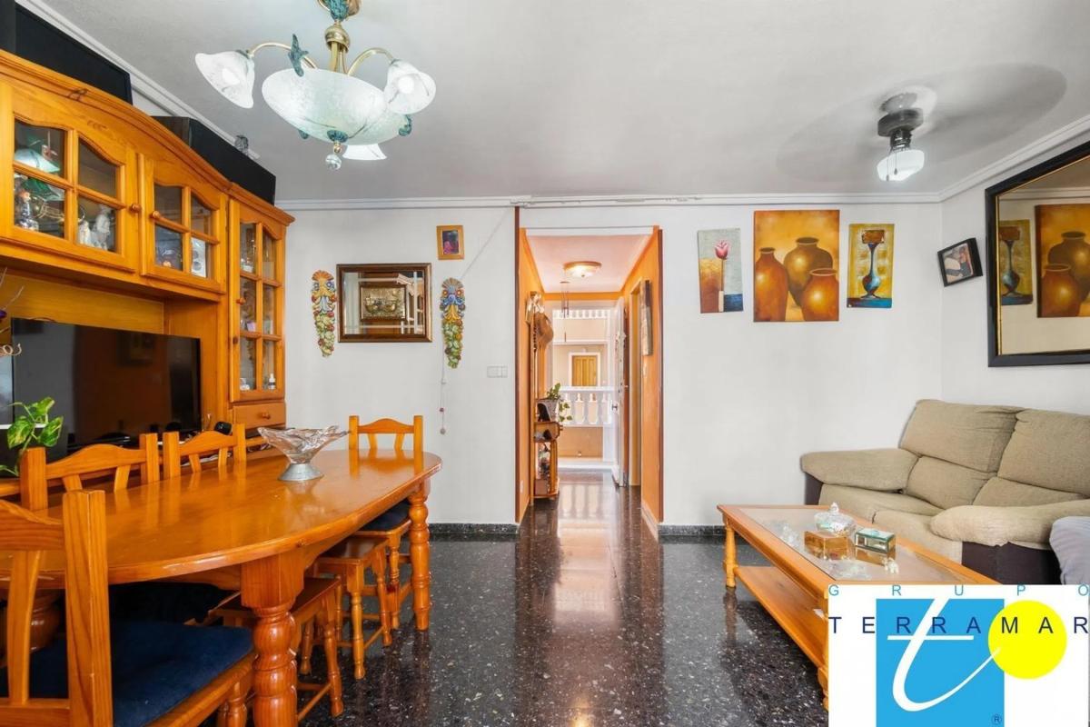 Sale of apartment in Calle Arrecife, 4, Torrevieja
 photo 3
