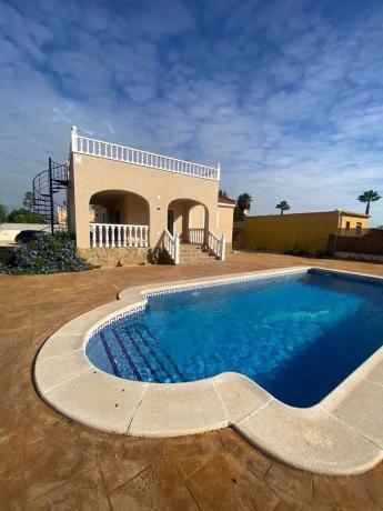 Chalet independiente en venta en Partida Casicas, 45, Crevillente
 photo 2