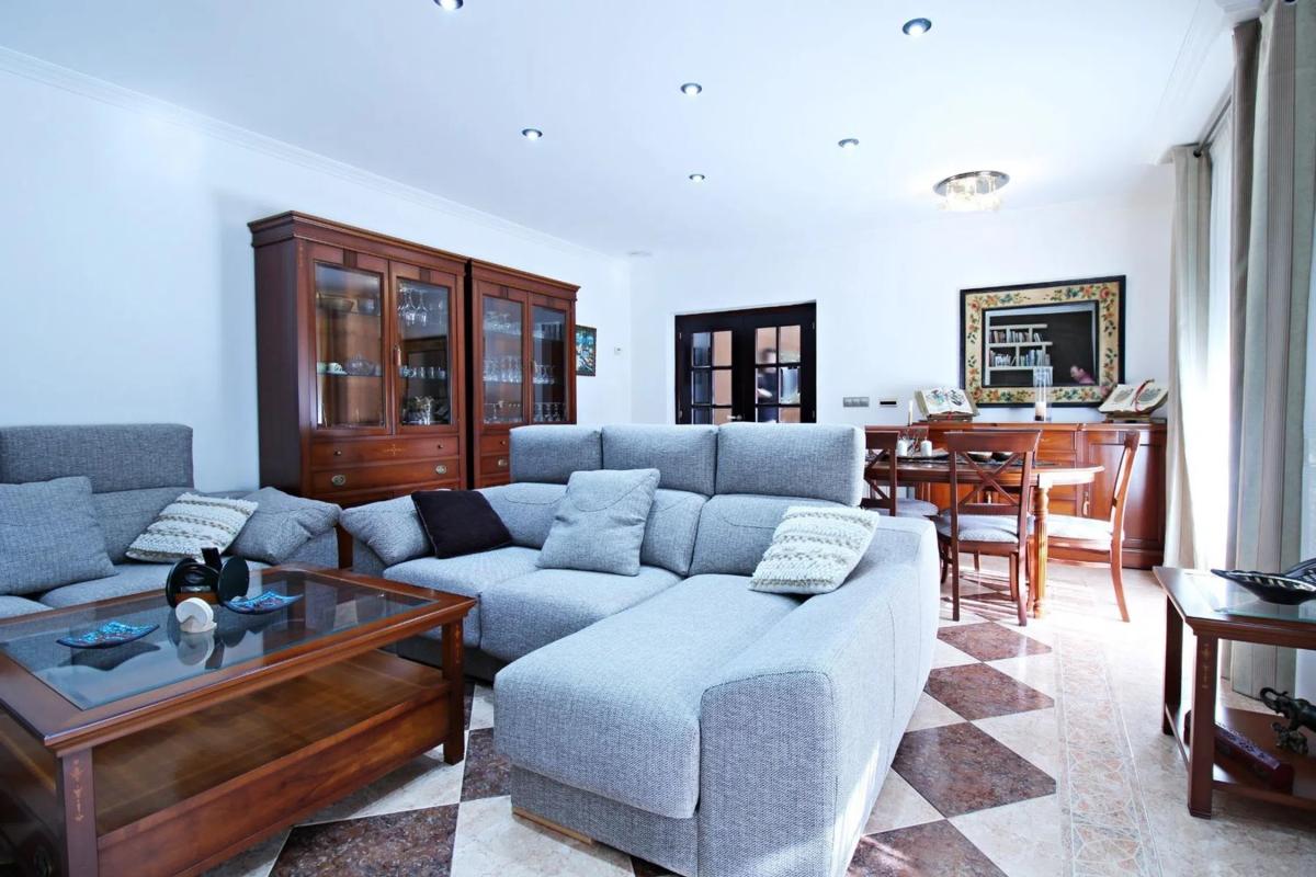 Properties for sale and rent in Spain photo 2